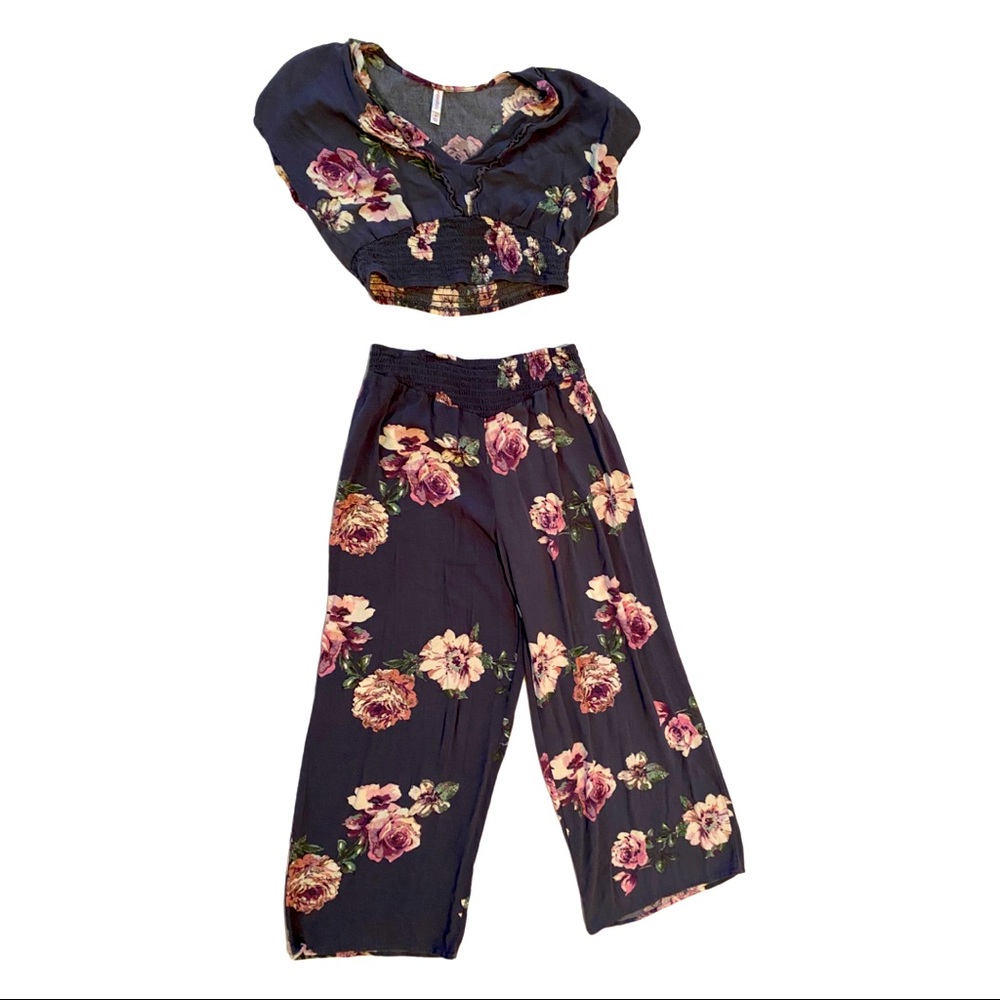 Women’s 2-Piece Set